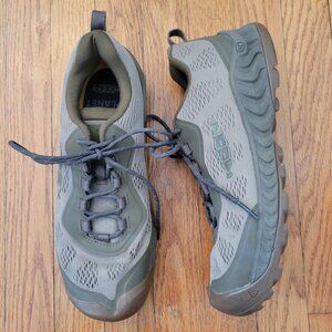Keen Outdoor Hiking Shoes 9.5M NXIS Speed Walking Outdoors